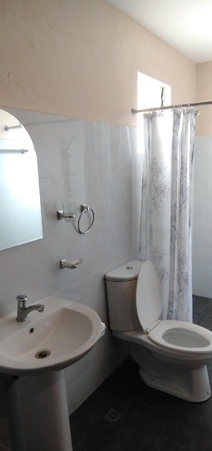Claytown Pension House Dumaguete City Екстериор снимка