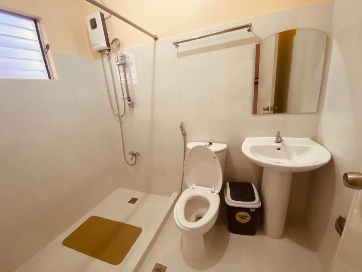 Claytown Pension House Dumaguete City Екстериор снимка