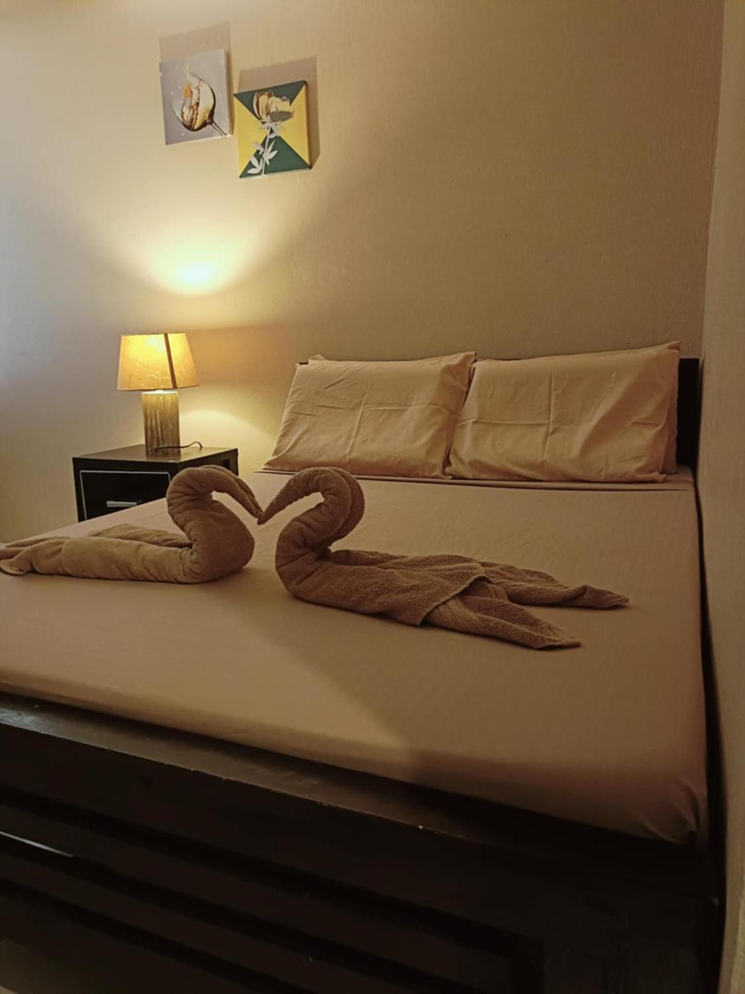 Claytown Pension House Dumaguete City Екстериор снимка