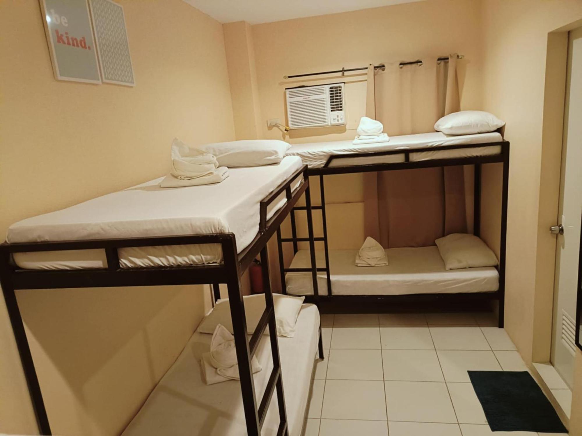 Claytown Pension House Dumaguete City Екстериор снимка