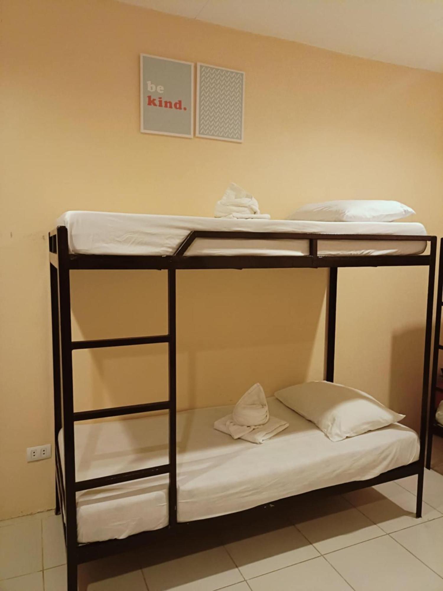 Claytown Pension House Dumaguete City Екстериор снимка