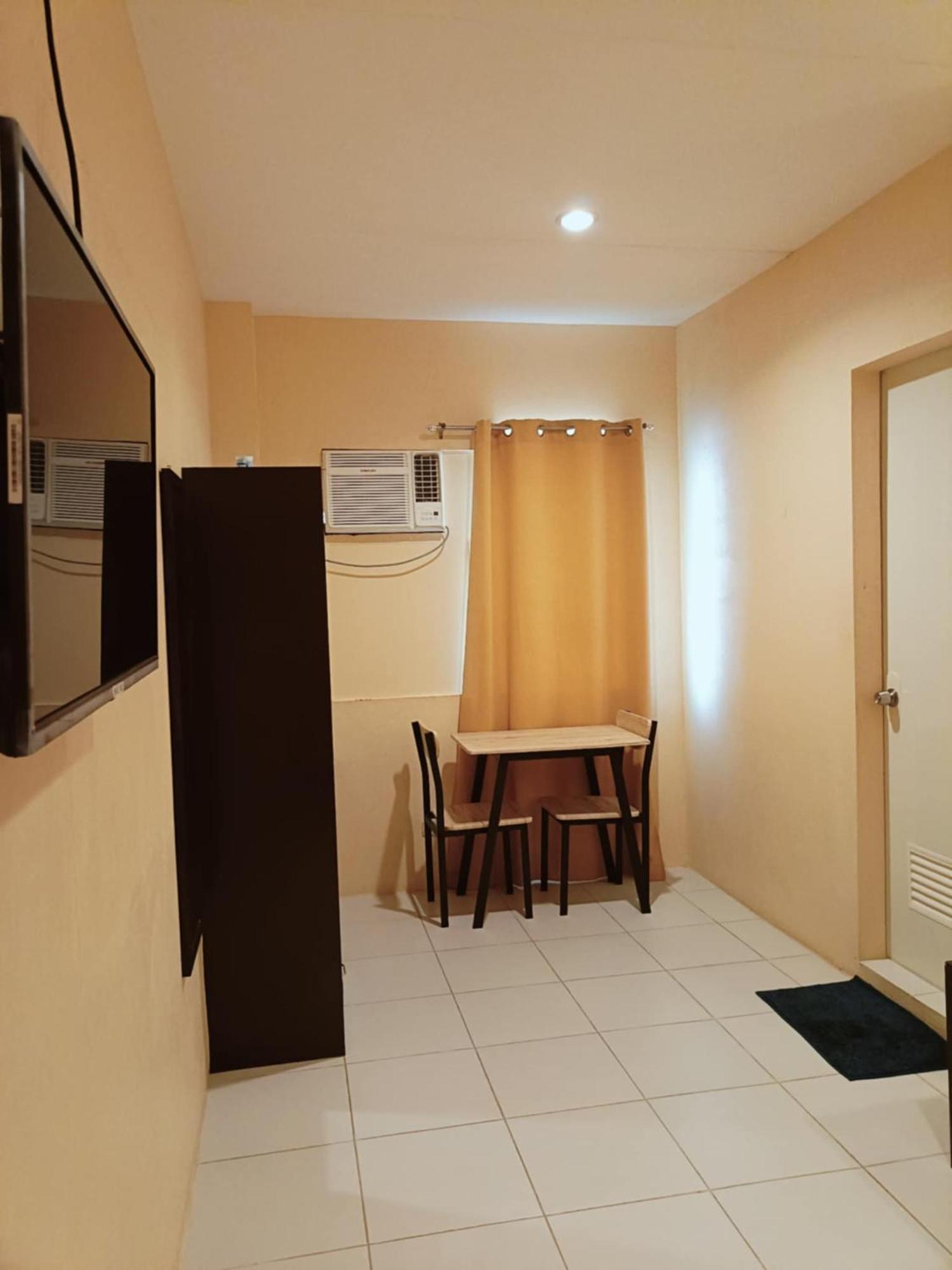 Claytown Pension House Dumaguete City Екстериор снимка
